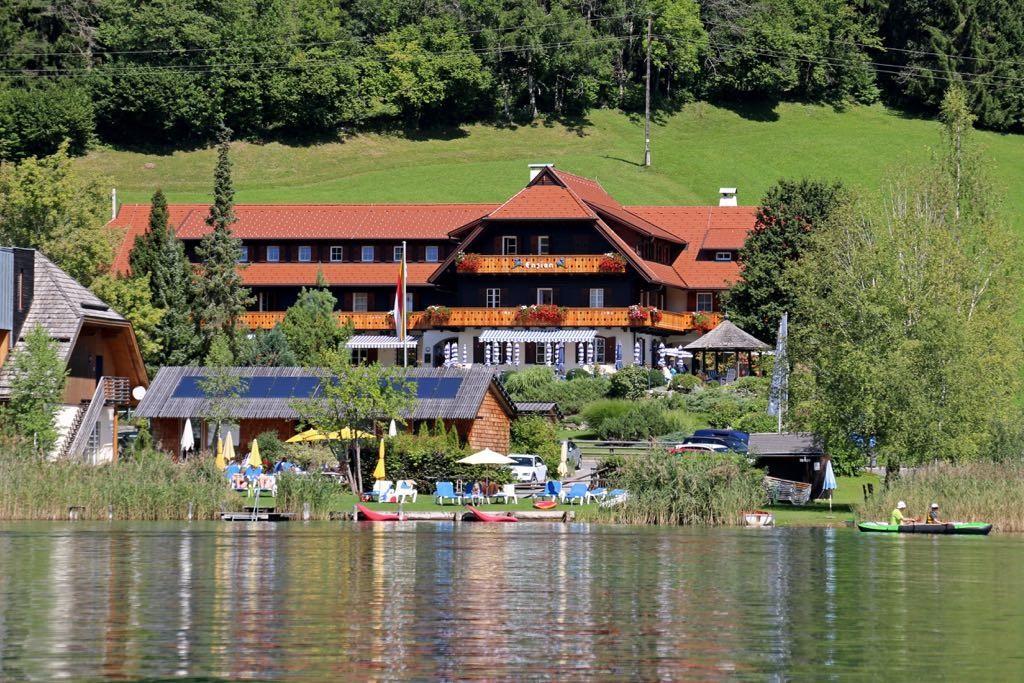Seehotel Enzian Weissensee Buitenkant foto